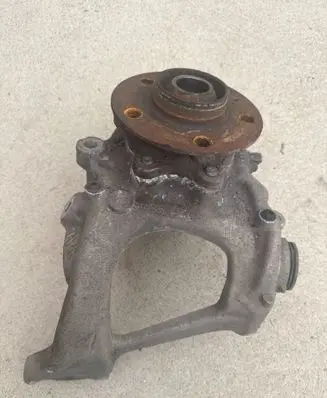 Audi Q5 SQ5 8R Rear wheel hub spindle/knuckle 8R0505439A