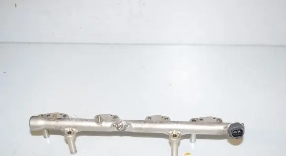 Fuel main line pipe