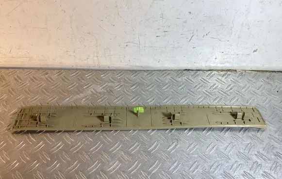 Honda CR-V Front sill trim cover 84252SWAA