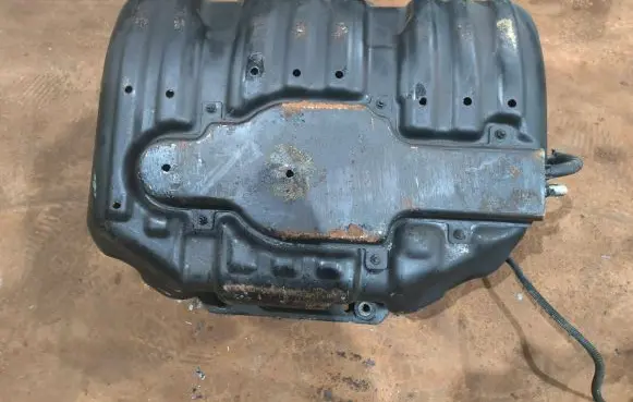 Jeep Grand Cherokee AdBlue liquid reservoir 68232821
