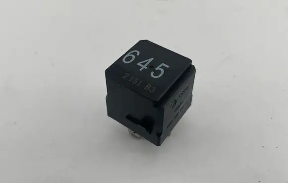Audi A7 S7 4G Other relay 4H0951253A 4RA00779120