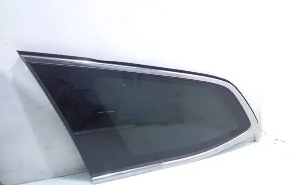 Peugeot 308 Rear side window As3