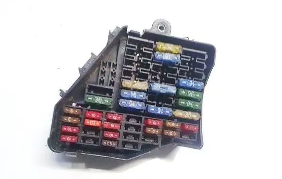 Audi A4 S4 B5 8D Fuse box set 8d1941824