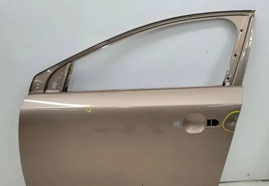 Volvo V40 Front door