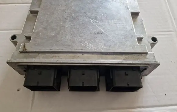 Ford Focus Engine control unit/module 3S4A12A650AAC