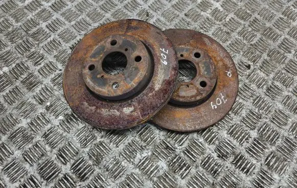 Toyota Yaris Front brake disc