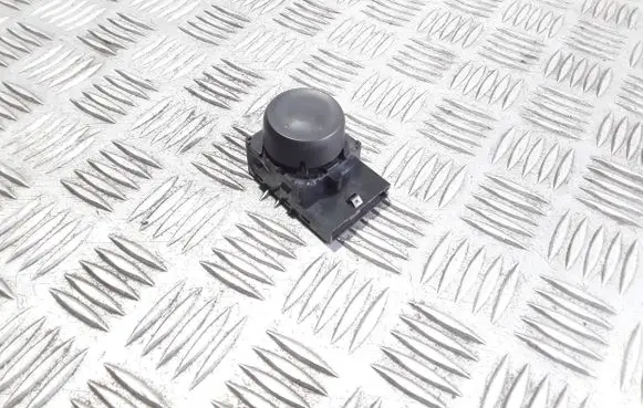 Opel Insignia A Seat control switch 13285104