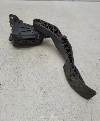 Volkswagen Golf IV Accelerator throttle pedal 1J1721503H