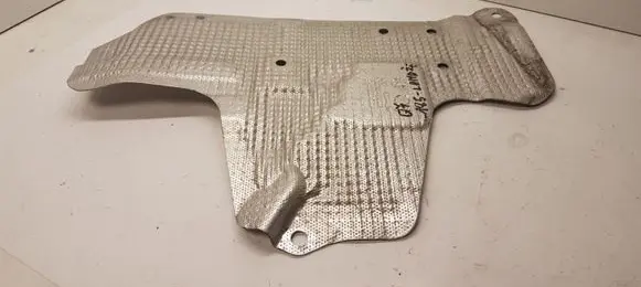 Audi Q7 4M Exhaust heat shield 4M0825641E