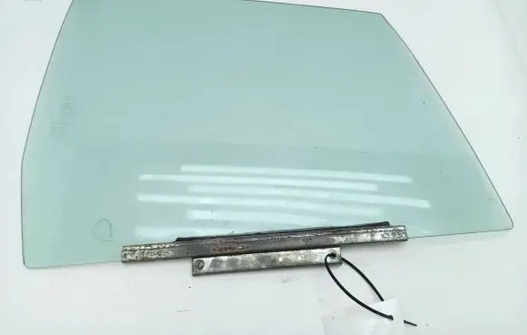 Jaguar XJS Front door window/glass (coupe) 