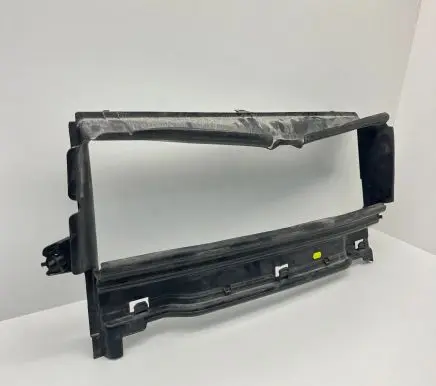 Volvo S90, V90 Intercooler air guide/duct channel 31383213