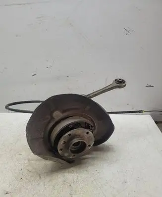 BMW 5 E60 E61 Rear wheel hub spindle/knuckle 
