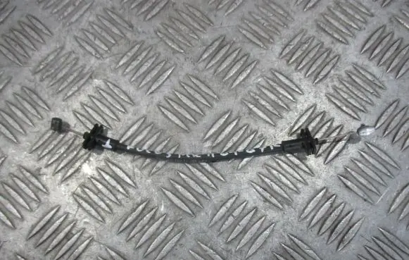 Ford Focus Rear door cable line 