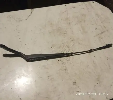 Mercedes-Benz Sprinter W906 Windshield/front glass wiper blade A0018205944