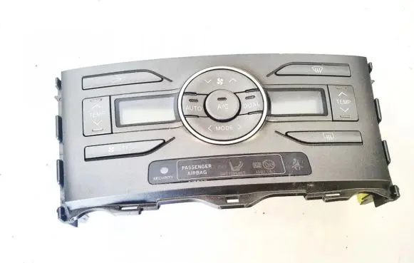 Toyota Auris 150 Climate control unit 5590002220b 55900-02220-b