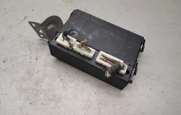 Nissan Almera Tino Comfort/convenience module 28551BU014