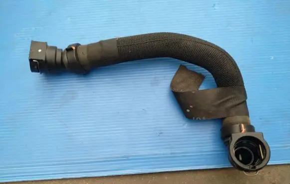 Peugeot 208 Engine coolant pipe/hose 167