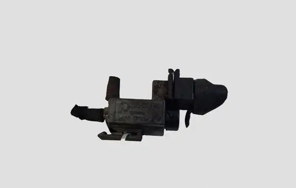 BMW 5 E60 E61 Turbo solenoid valve 70078400 7537612