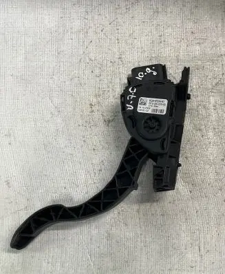 Volvo V70 Accelerator throttle pedal 6G929F836AD 6PV00922000 C95YE02