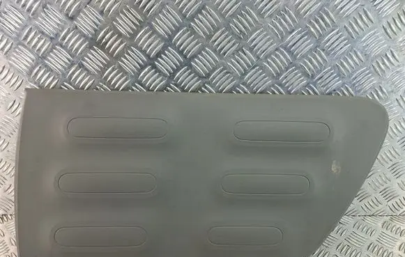 Citroen C4 Cactus Rear door trim (molding) 9801023780