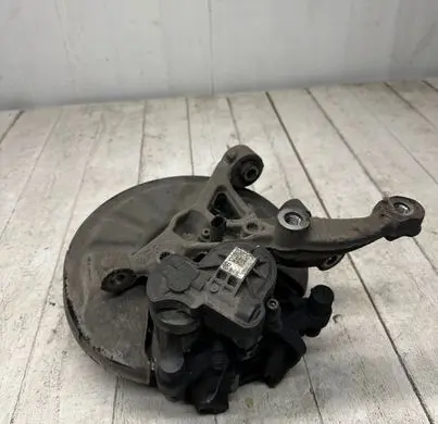 Audi A3 S3 8V Rear wheel hub 5Q0615406BG