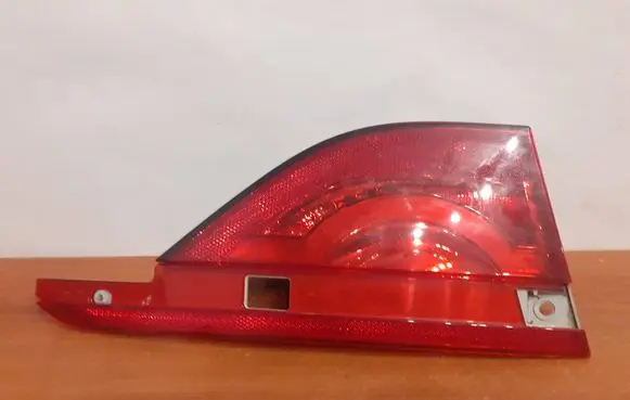 Jaguar XF Tailgate rear/tail lights 0019660811 12082016 GX6315K273AF