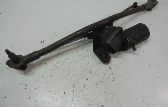 Opel Kadett E Front wiper linkage 
