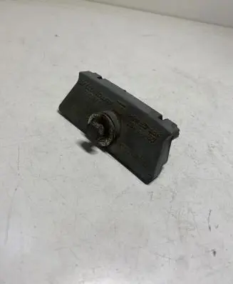 Battery bracket
