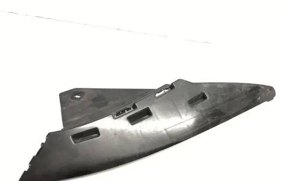 Mercedes-Benz CLA C118 X118 Front bumper mounting bracket A1188855000