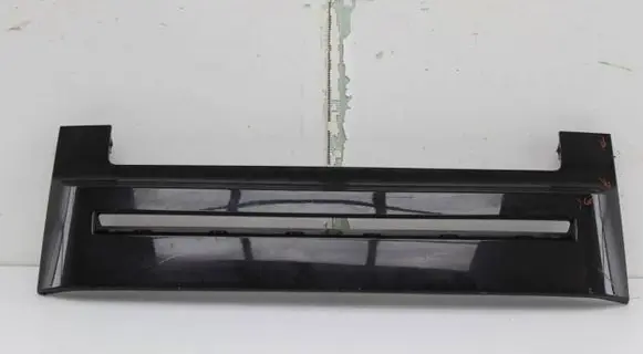 Land Rover Defender Front grill LBB217820A