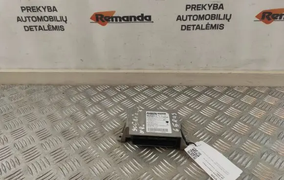 Renault Scenic II - Grand scenic II Airbag control unit/module 8200412045 607993800 031N970403