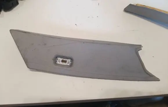 BMW 5 E60 E61 (C) pillar trim 7061343 52107010
