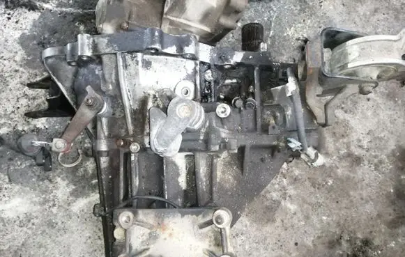KIA Sportage Manual 5 speed gearbox