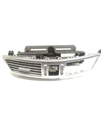 Mercedes-Benz S W221 Dash center air vent grill A2218300954