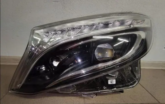 Mercedes-Benz Vito Viano W638 Headlight/headlamp 4479061401