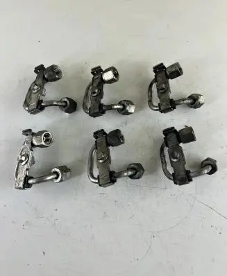 Jaguar XF X250 Fuel injector supply line/pipe 