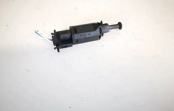 Volkswagen Golf IV Brake pedal sensor switch 1h0927189d