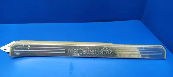 Mercedes-Benz S W221 Front sill trim cover A2216800235 503082
