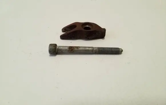 Opel Vivaro Fuel Injector clamp holder