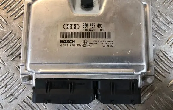 Audi A4 S4 B6 8E 8H Engine control unit/module 8E0907401 28SA5483 0281010492