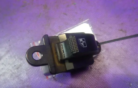 Hyundai Atos Prime Quarter vent window switch 9358005050