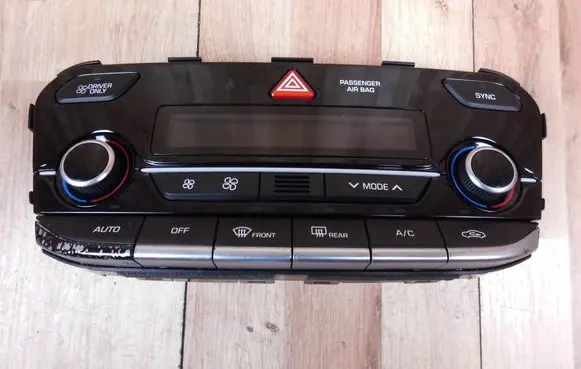 Hyundai Ioniq Climate control unit 97250G2XXX 97250G2070
