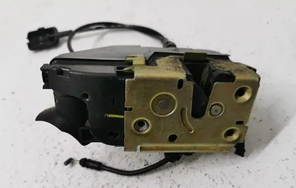 Renault Scenic II - Grand scenic II Front door lock