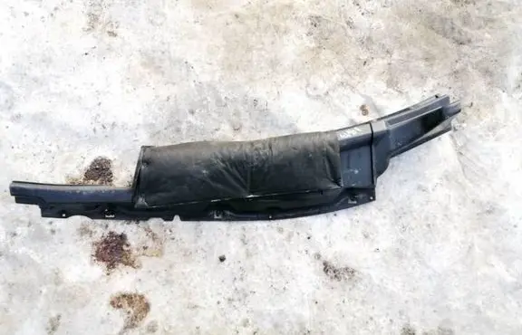Mazda 3 I Wiper trim bp4k507p1 ba6r507p1