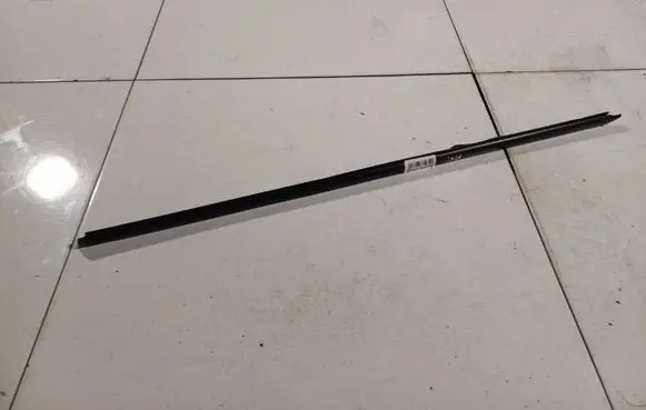 Mazda 2 Front door glass trim molding 