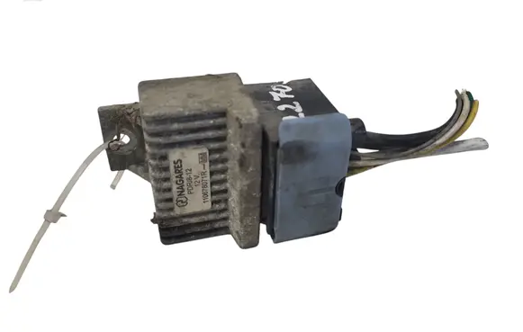 Nissan X-Trail T31 Glow plug pre-heat relay 110678071R