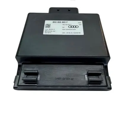 Audi A4 S4 B8 8K Voltage converter/converter module 8k0959663f