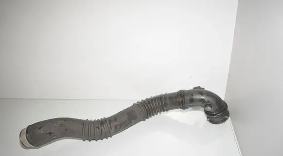 BMW X1 E84 Intercooler hose/pipe 7607941 13717607941