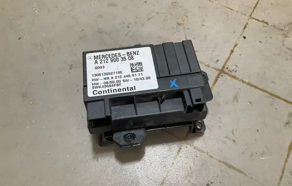 Mercedes-Benz Sprinter W906 Fuel injection pump control unit/module A2124460171 A2129003508 130013652719E