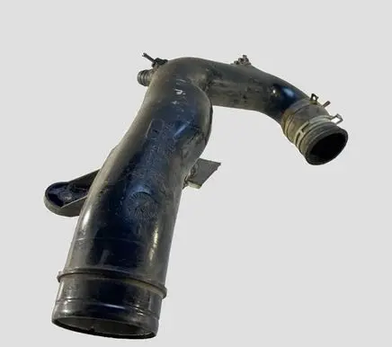 Volkswagen Polo IV 9N3 Intercooler hose/pipe 6Q0129654AK